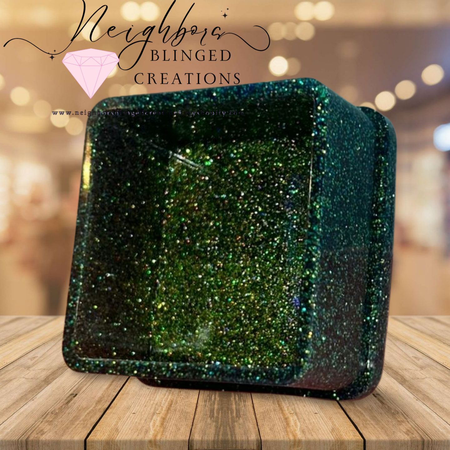 Green square jewelry box